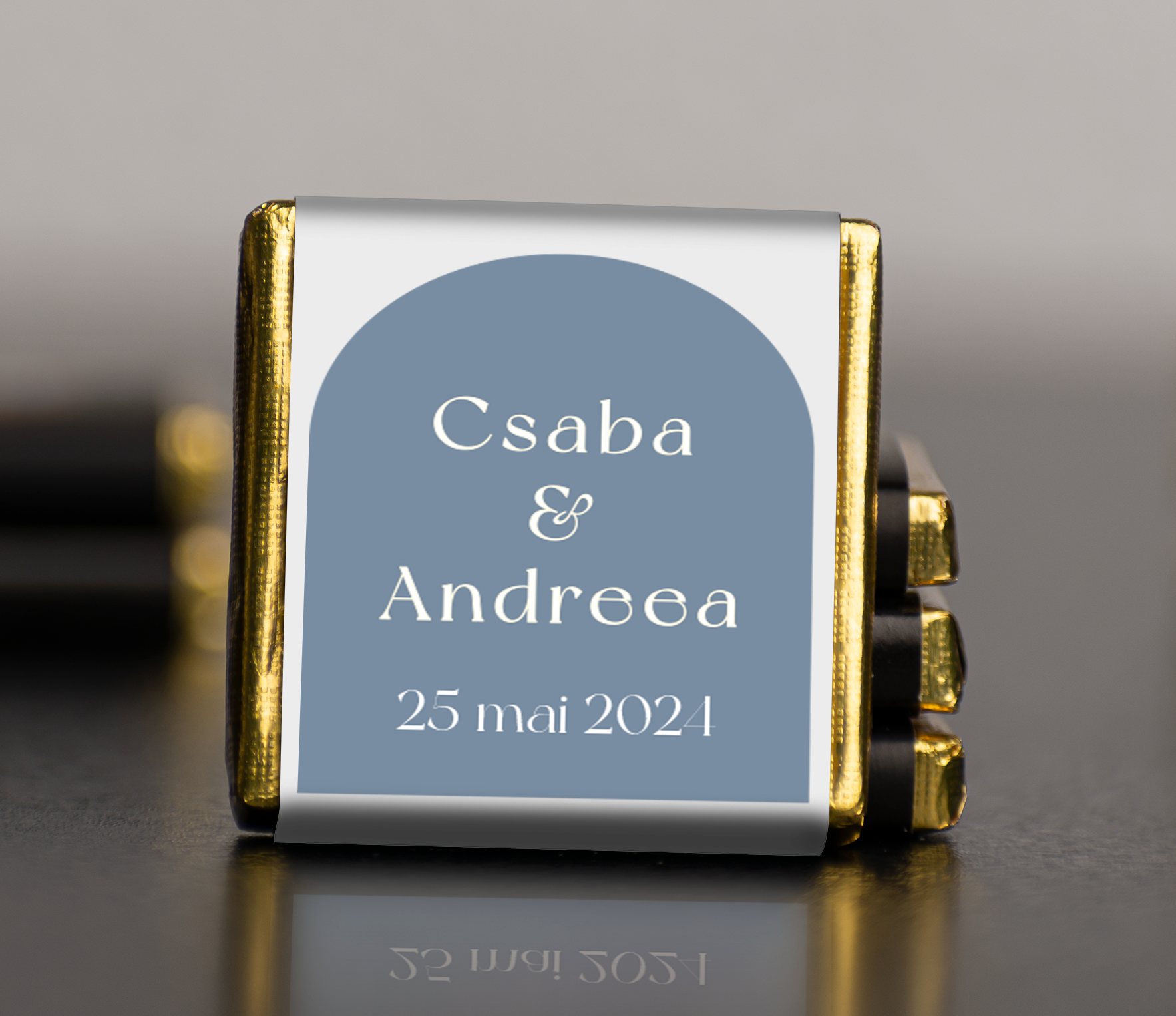 Ciocolata personalizata mica - 3,5x3,5cm - Design client