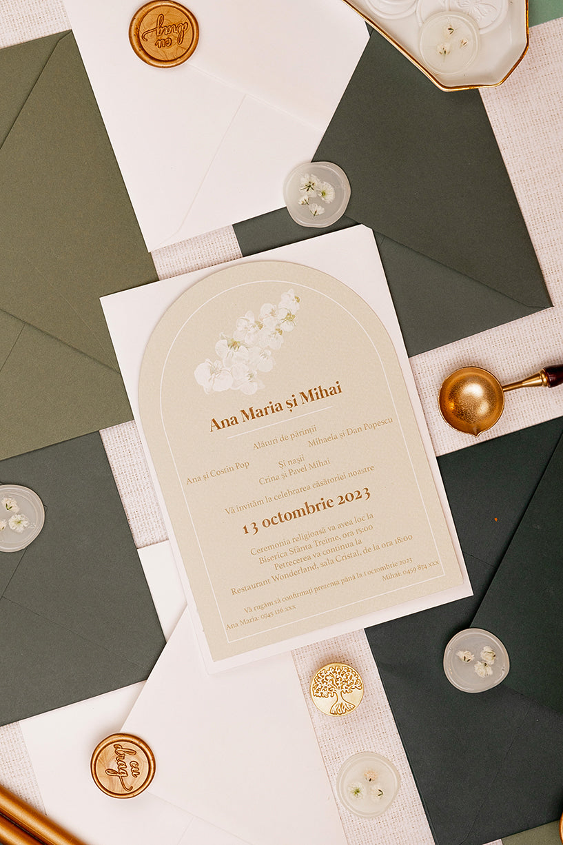 Invitații de nuntă – Arcuita cu Flori Albe Invitatii Love Story