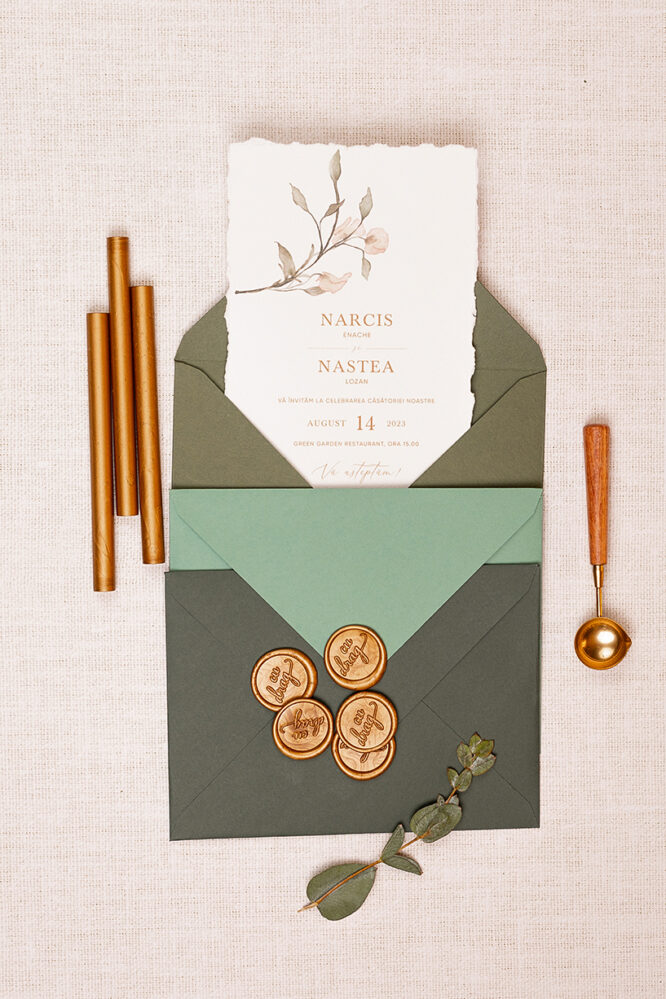Invitații de nuntă – Floare Watercolor Invitatii Love Story