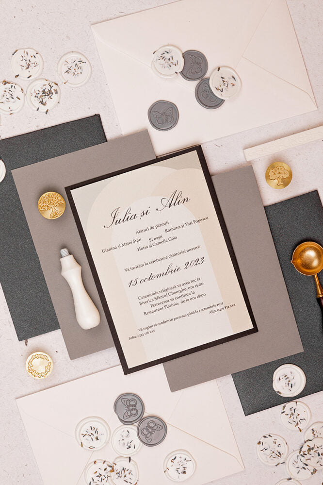 Invitații de nuntă – Forme Arcuite Invitatii Love Story