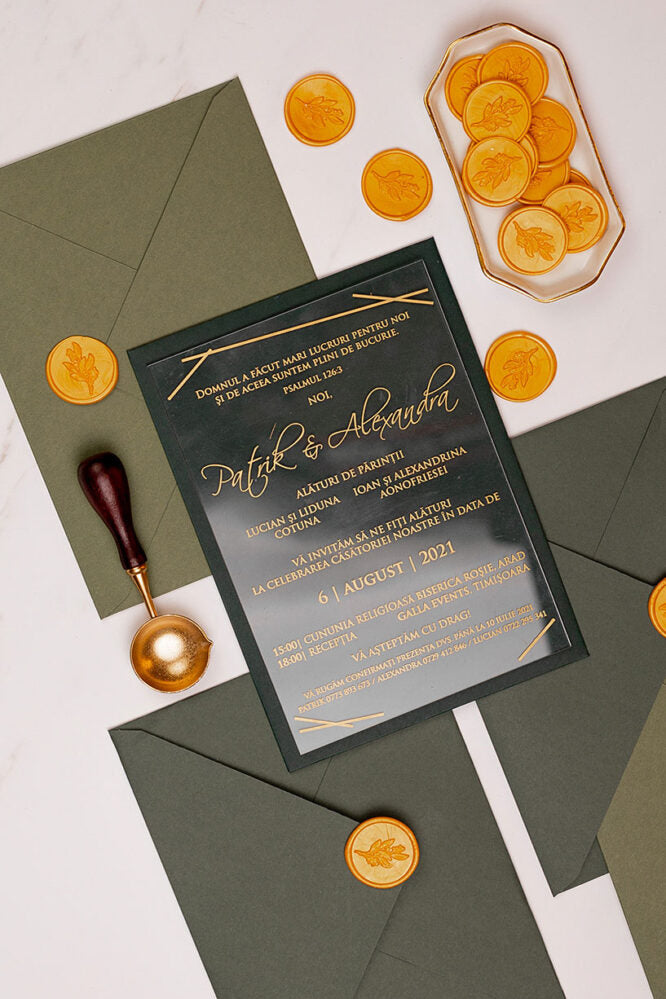 Invitații de nuntă – Gold Plexi Invitatii Love Story