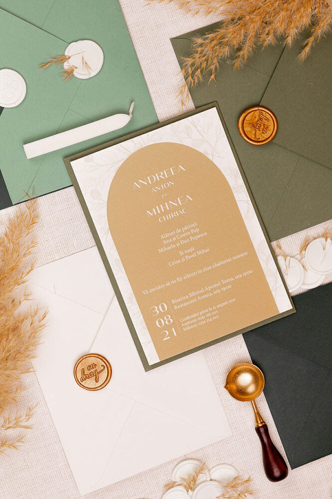 Invitații de nuntă – Arcuita Fundal Floral Invitatii Love Story
