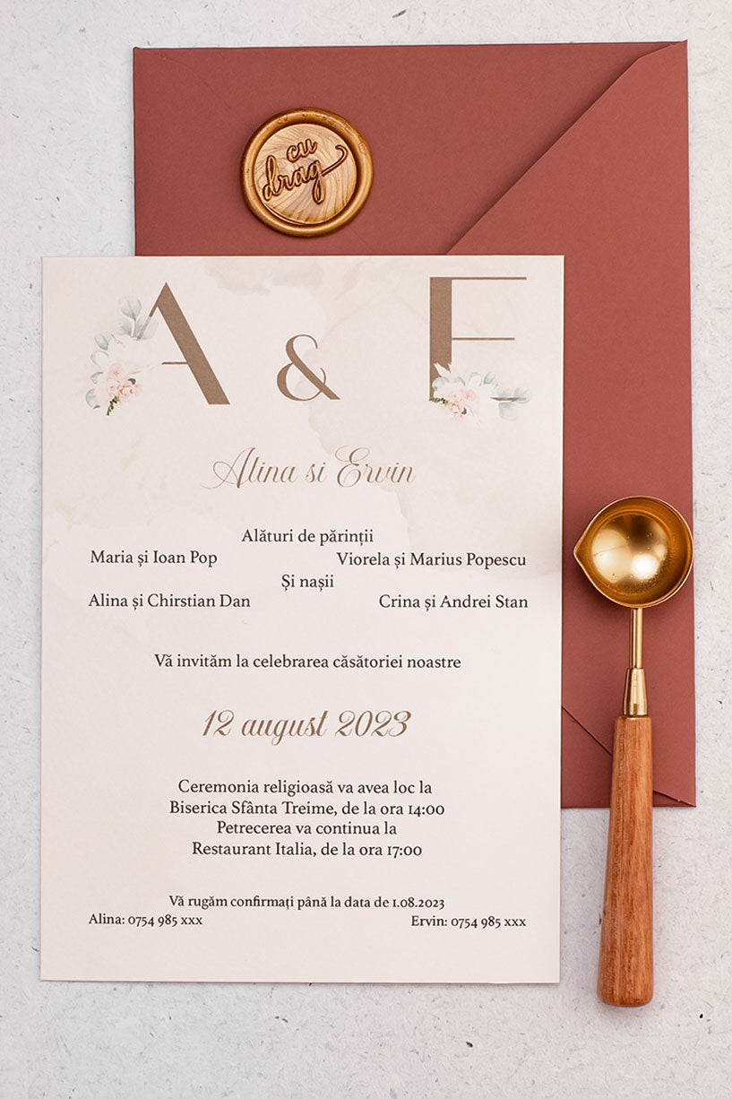 Invitații de nuntă – Inițiale Florale Invitatii Love Story