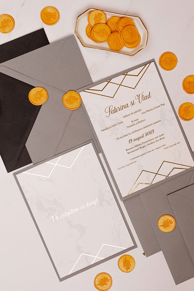 Invitații de nuntă – Marmură Gold Folio  Invitatii Love Story   